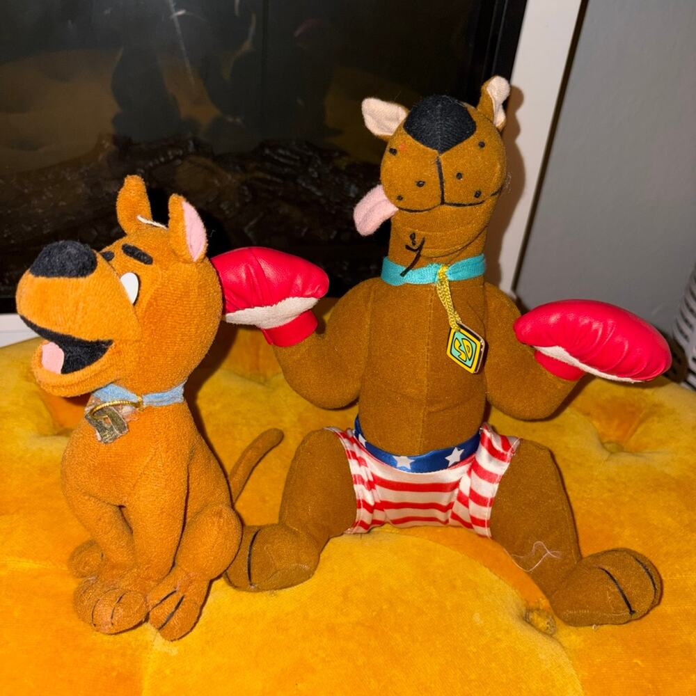Vintage Hanna-Barbera Scooby-Doo & Scrappy-Doo Plush Lot (2 Pieces)